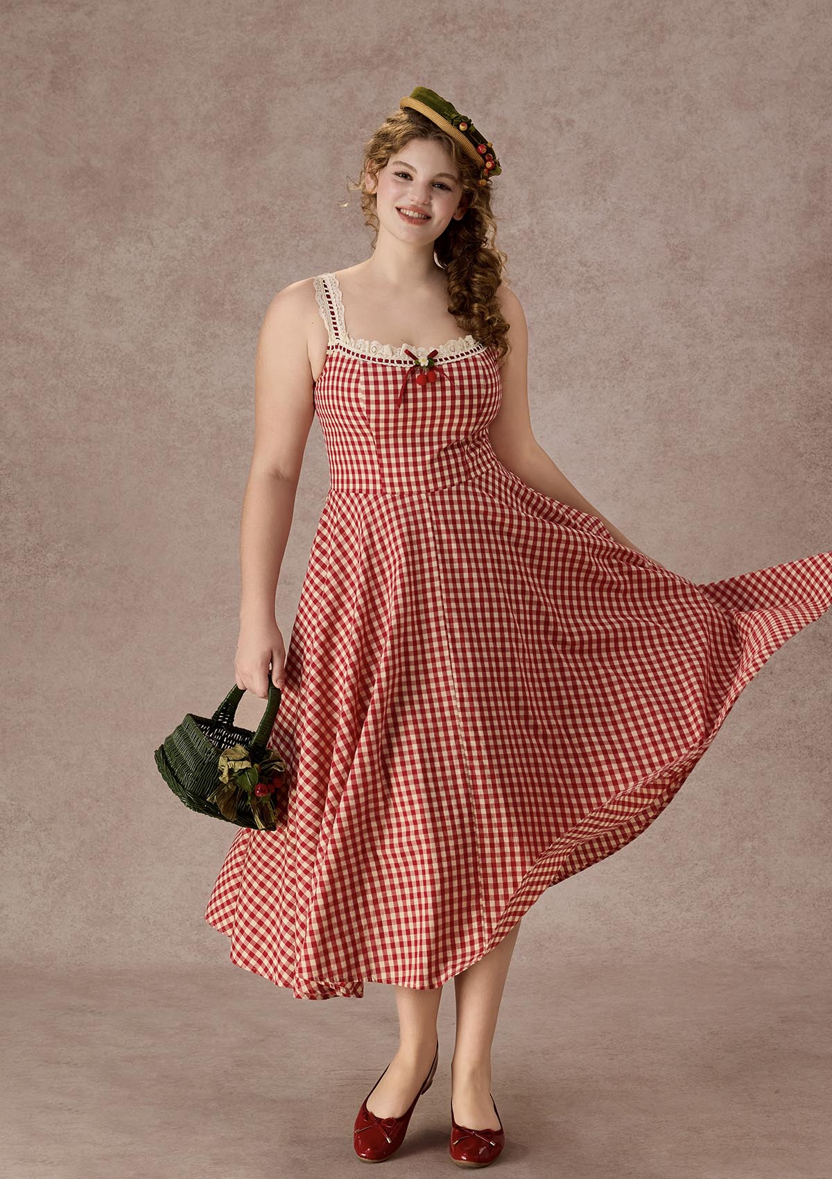 Curve&Plus Afternoon Berry Tea Dress