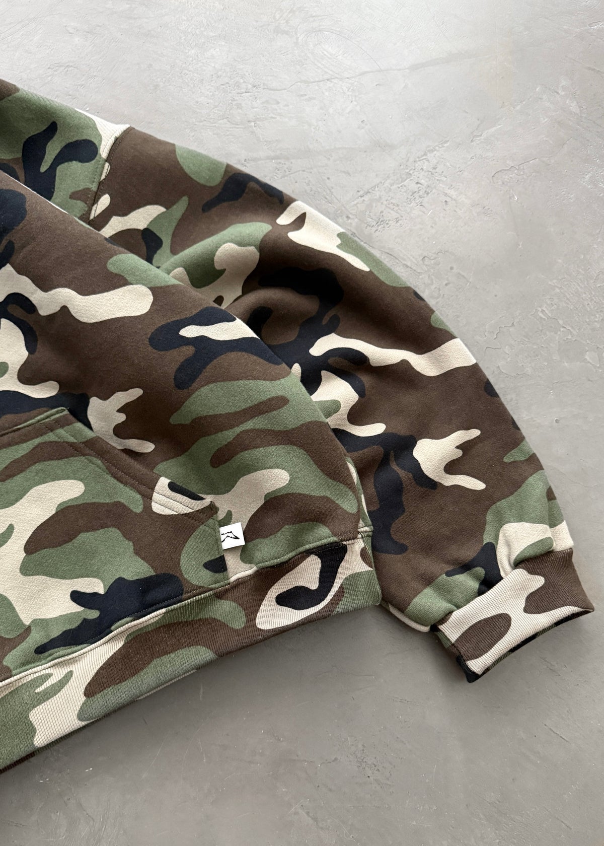 HOODIE - WOODLAND CAMO