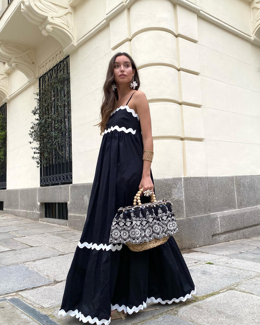 Sling Solid Color Wave Midi Dress