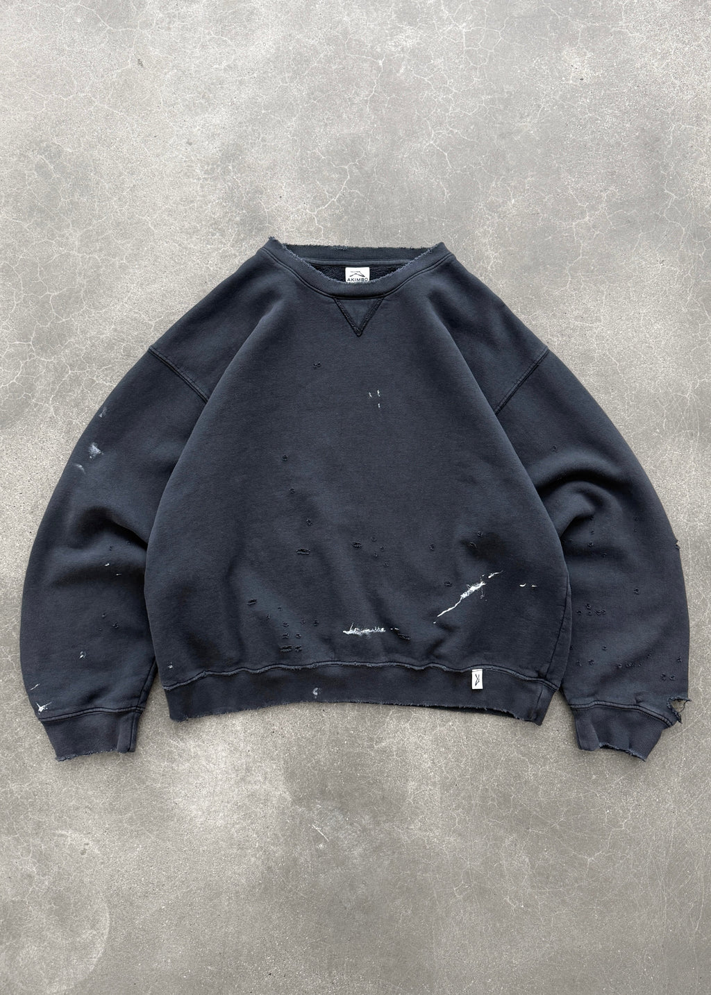 WATCH-PEEKER CREWNECK - FADED BLACK