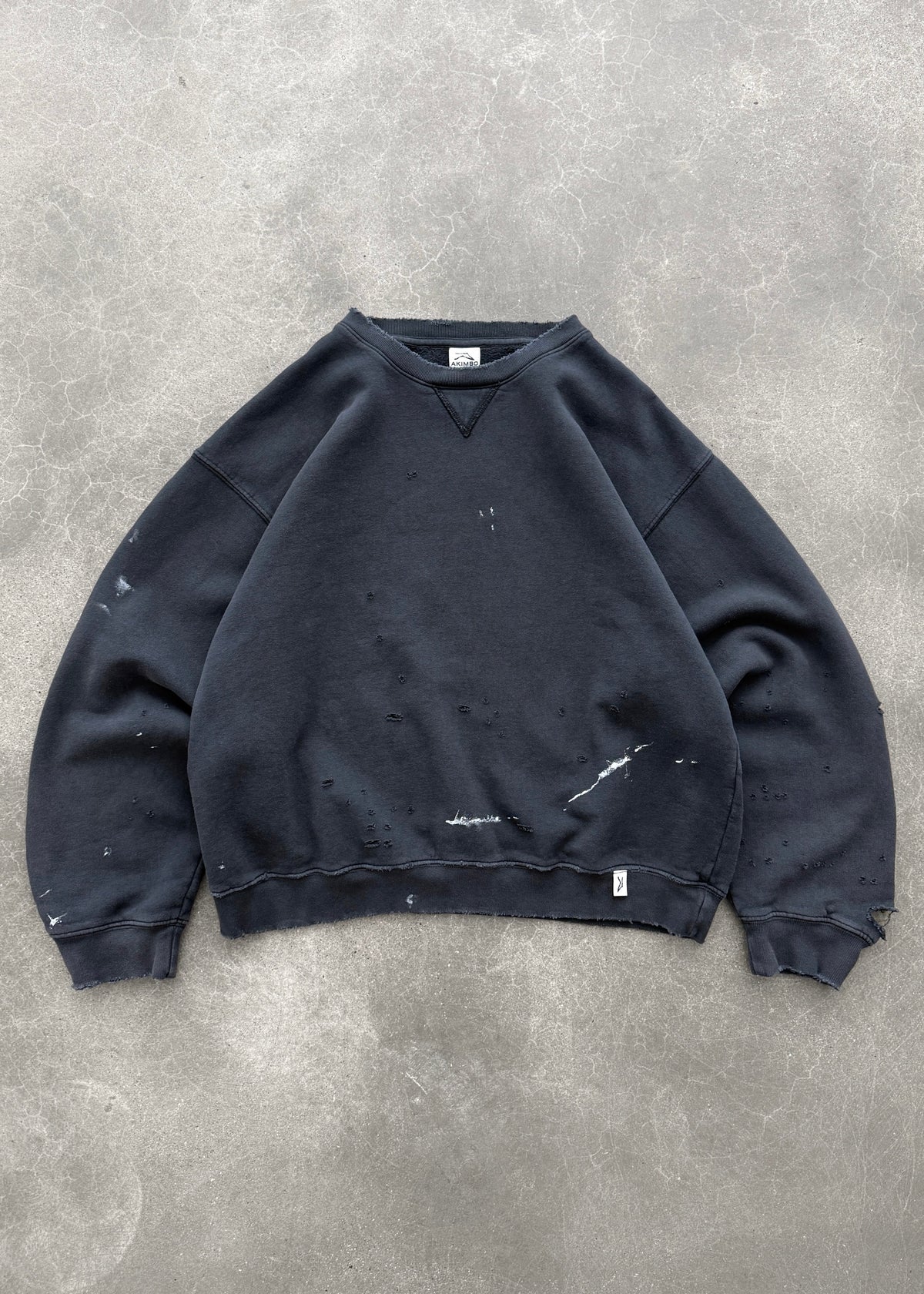WATCH-PEEKER CREWNECK - FADED BLACK