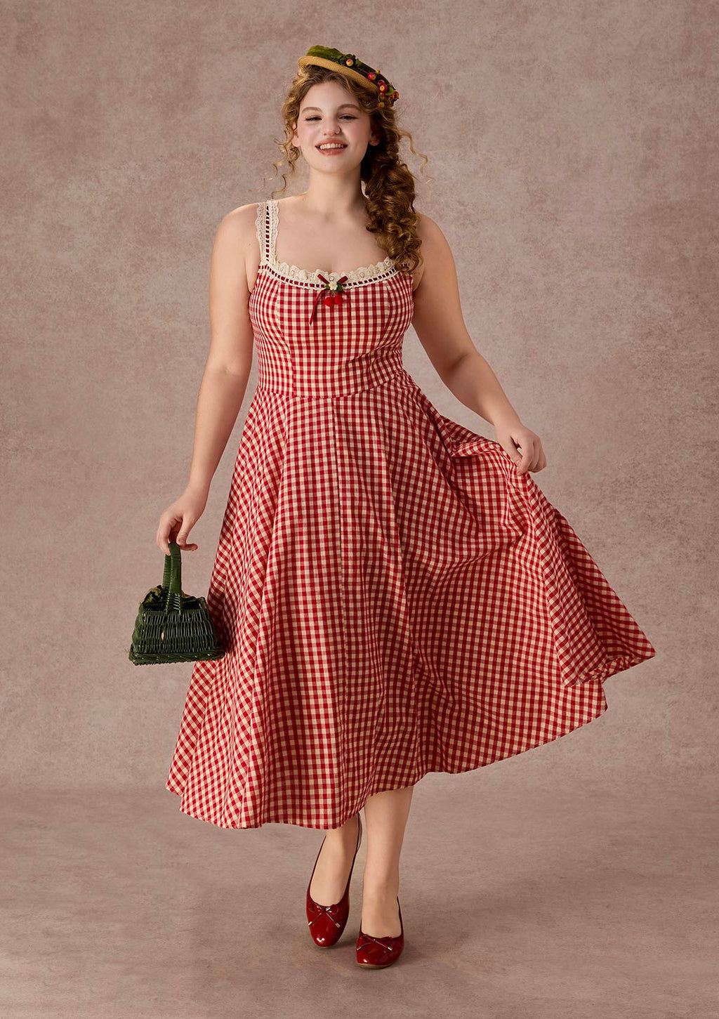 Curve&Plus Afternoon Berry Tea Dress