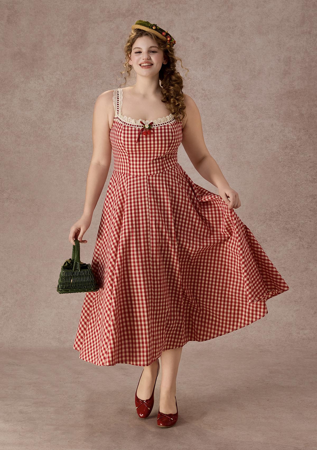 Curve&Plus Afternoon Berry Tea Dress