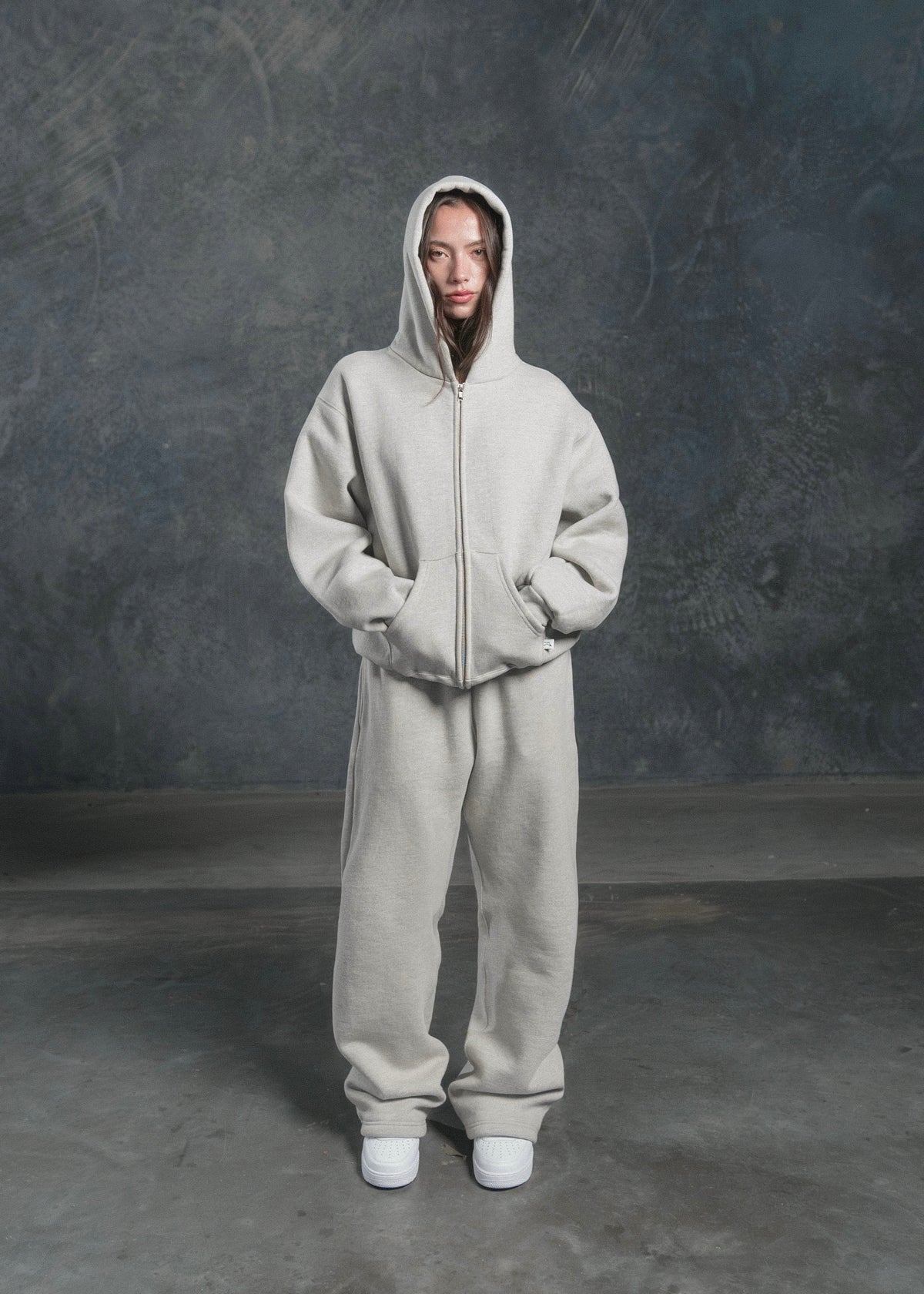 ZIP-UP HOODIE - HEATHER GREY
