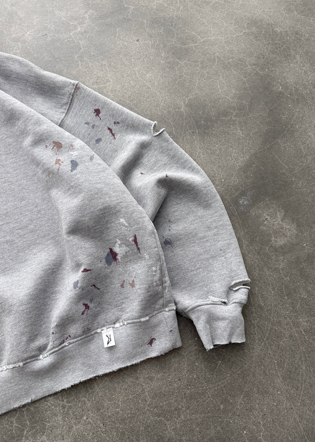 WATCH-PEEKER CREWNECK - HEATHER GREY