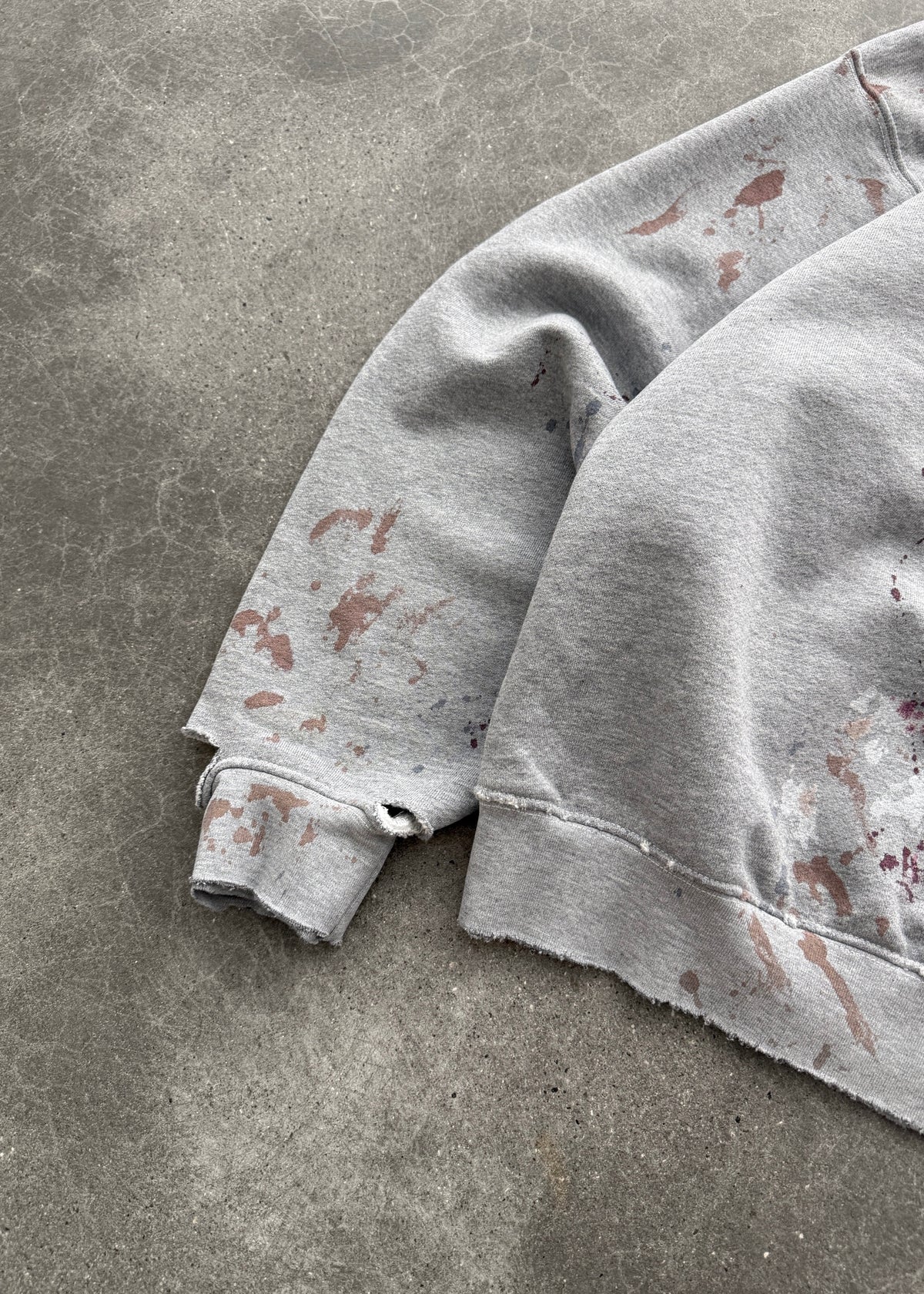WATCH-PEEKER CREWNECK - HEATHER GREY