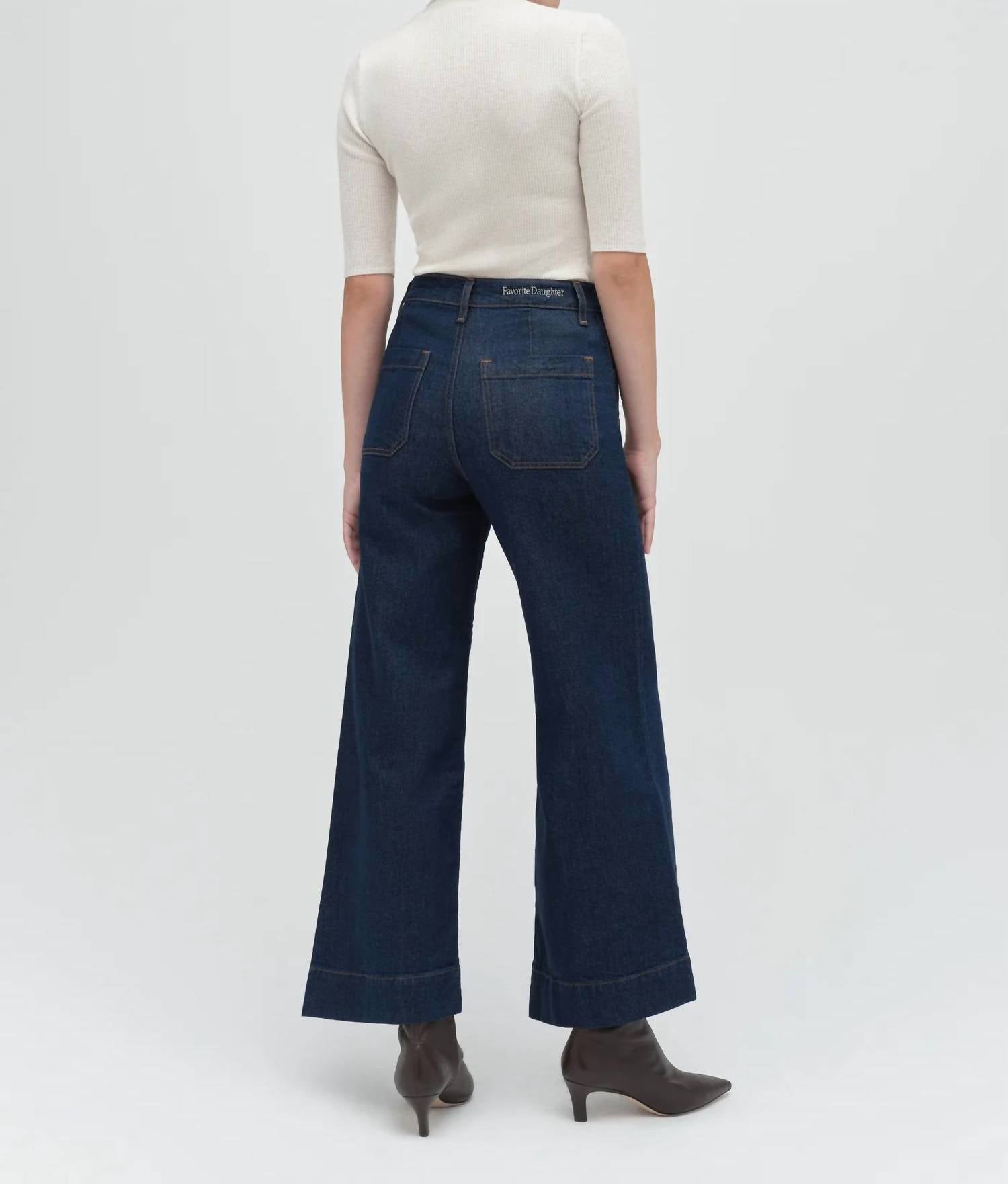 Favorite Daughter - The Mischa Shortie Bootcut Jeans